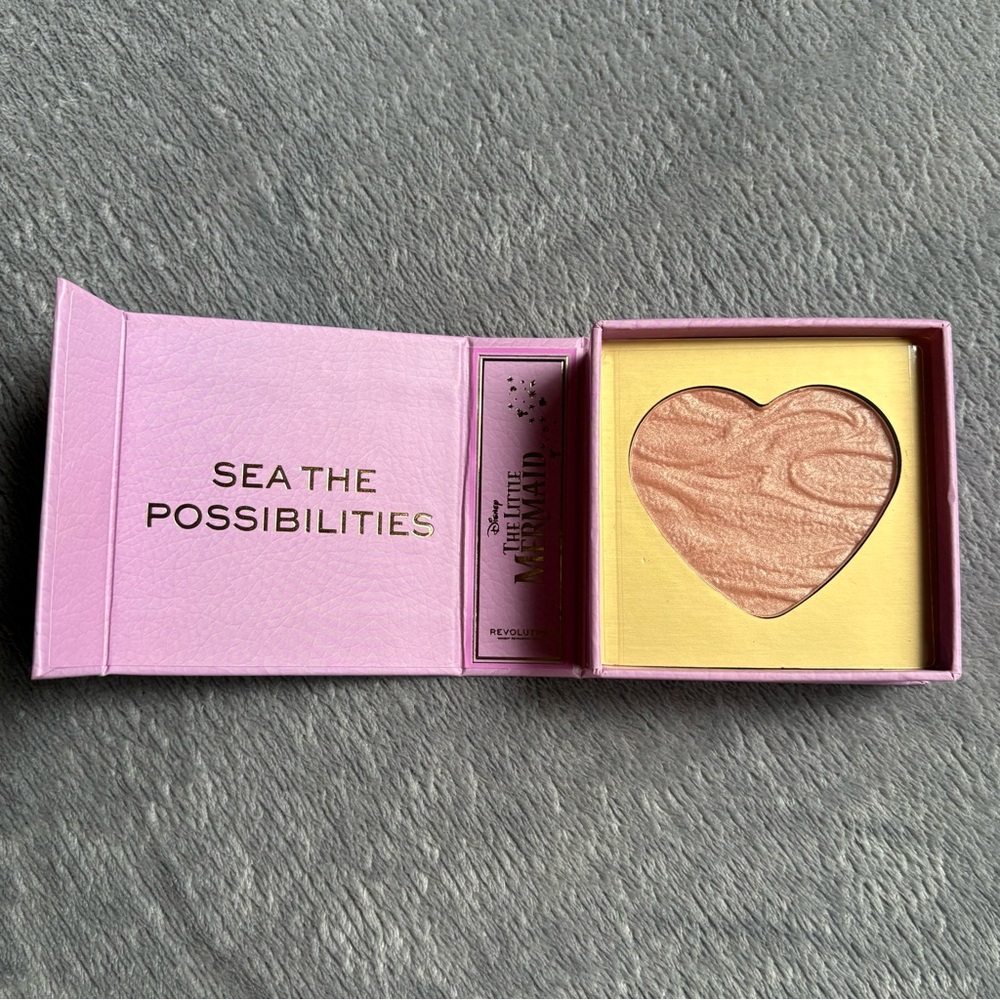 Makeup Revolution Little Mermaid Set - Picture 3 of 4